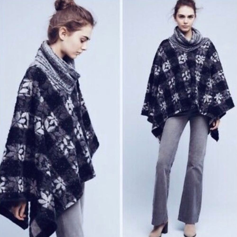 ANTHROPOLOGIE Wintertide Wool Reversible Poncho Sweater Blue Plaid Floral {132}
